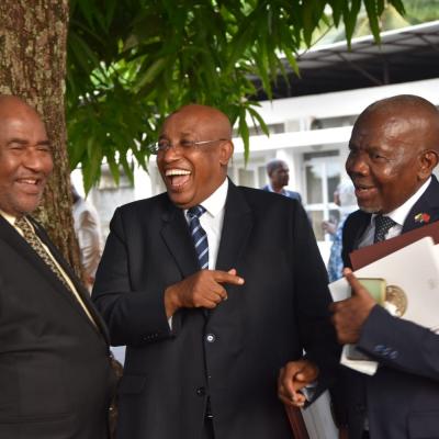 Comoros Emba Gallerry 3