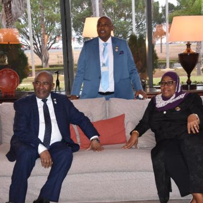 Comoros Emba Gallerry 8